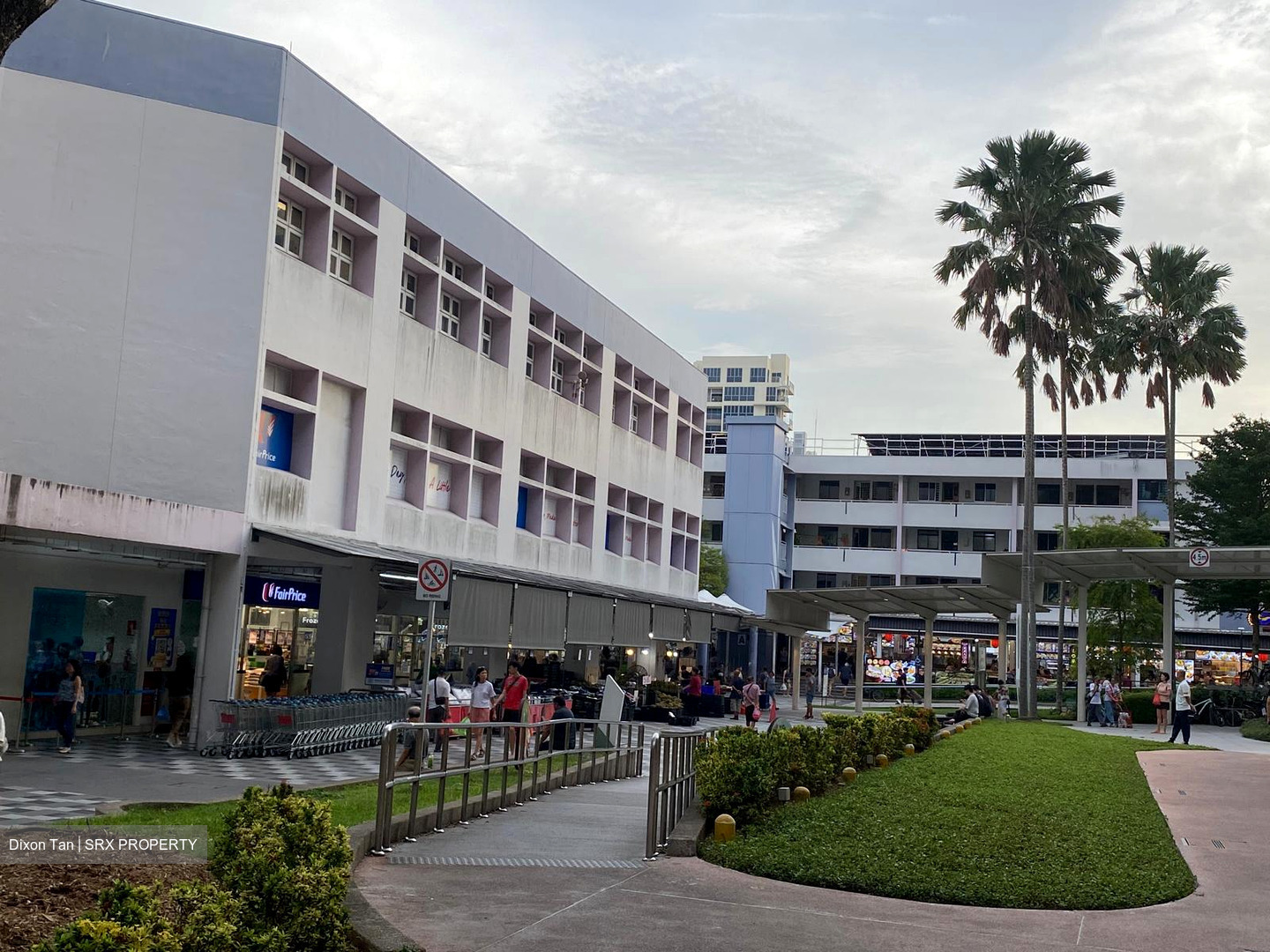 Bedok Town Centre (D16), Shop House #560759781